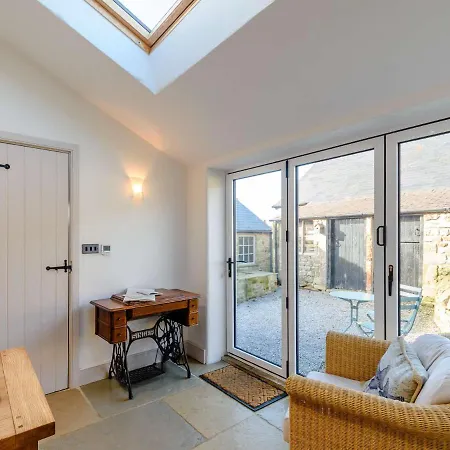 3 Bed In Bedale 81375 Holiday home Hackforth