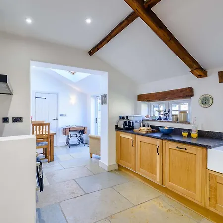 3 Bed In Bedale 81375 Holiday home Hackforth